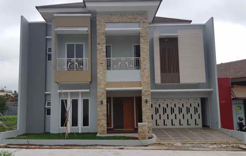 rumah jl cipinang besar