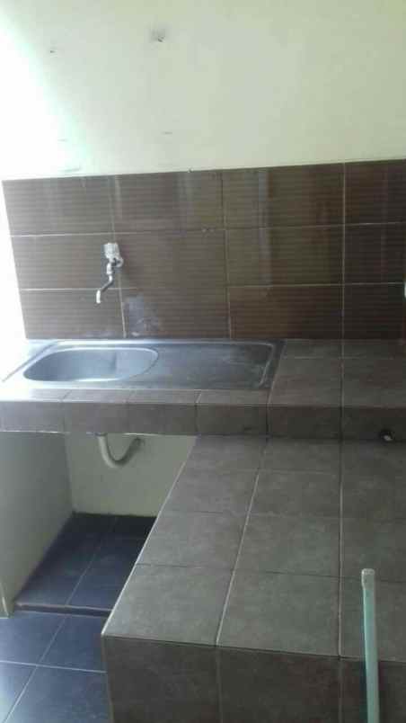 rumah jl letda natsir nagrak