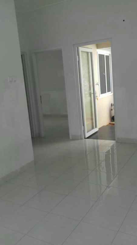 rumah jl letda natsir nagrak