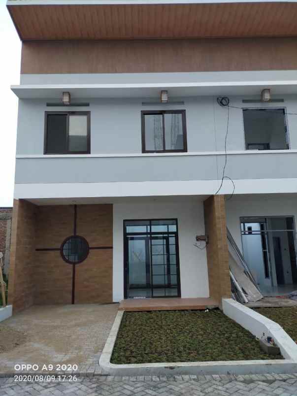 rumah jln cipanas 18 jambudipa