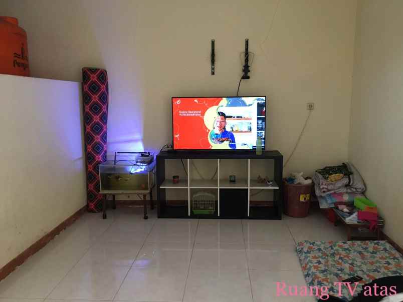 rumah jln poncol indah cirendeu