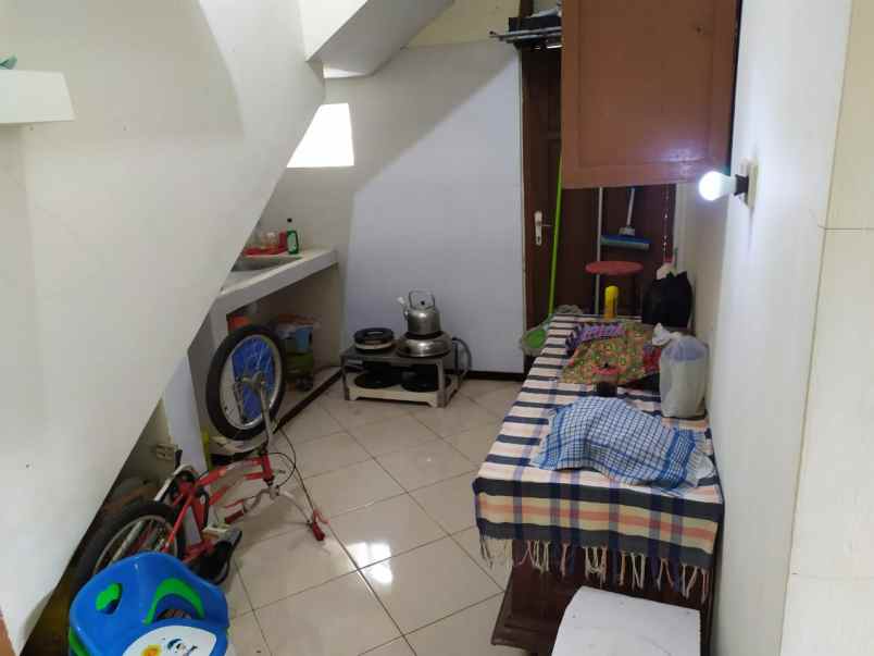rumah karangploso butuh uang
