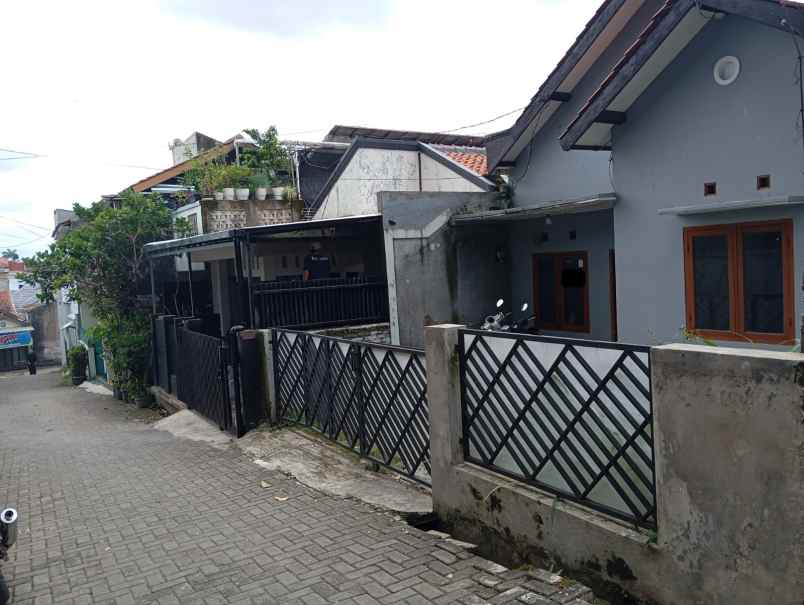 rumah kavling cihanjuang 7 menit pemkot cimahi 3 kamar