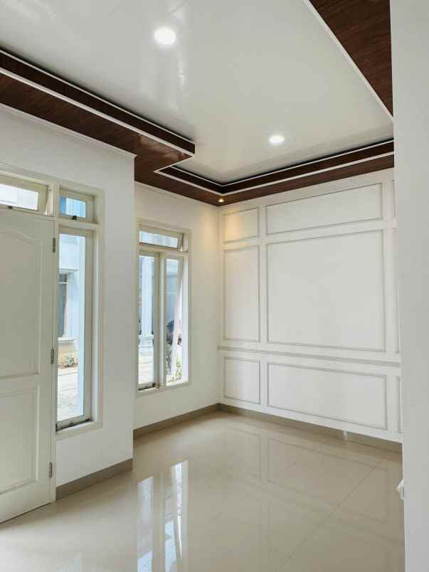 rumah klasik modern siap huni di ciputat tangsel