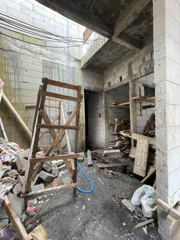 rumah kost free furnish dekat kampus unisma