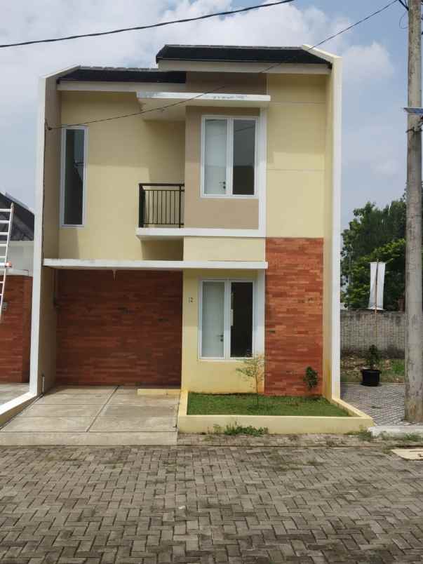 rumah meruyung limo depok