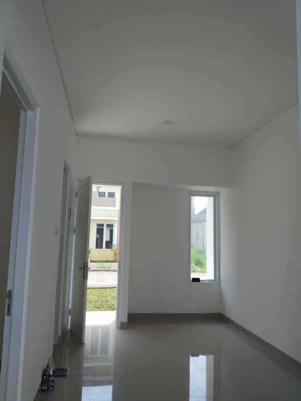 rumah meruyung limo depok