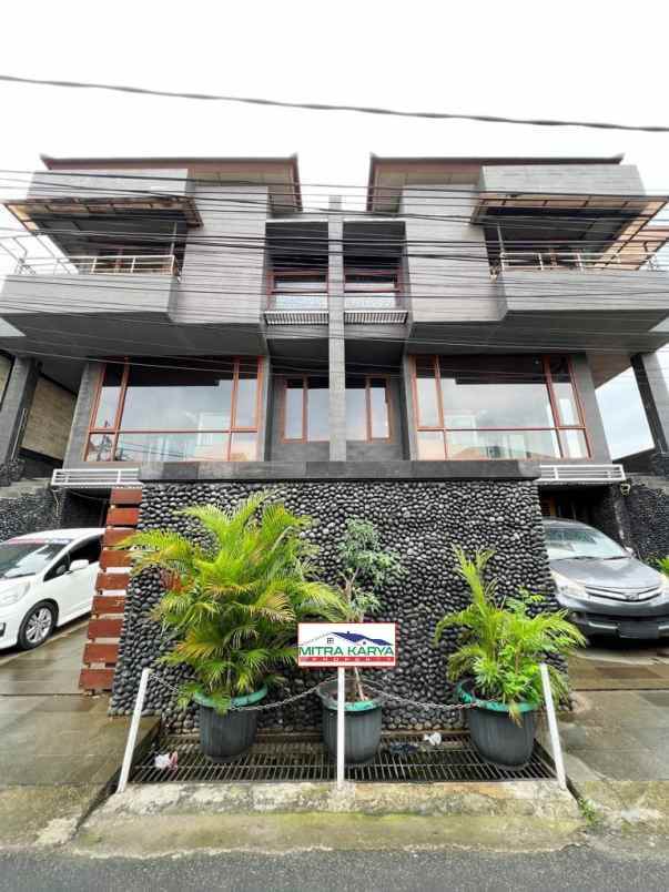 rumah mewah 3 lantai lift di pejaten harga spesial