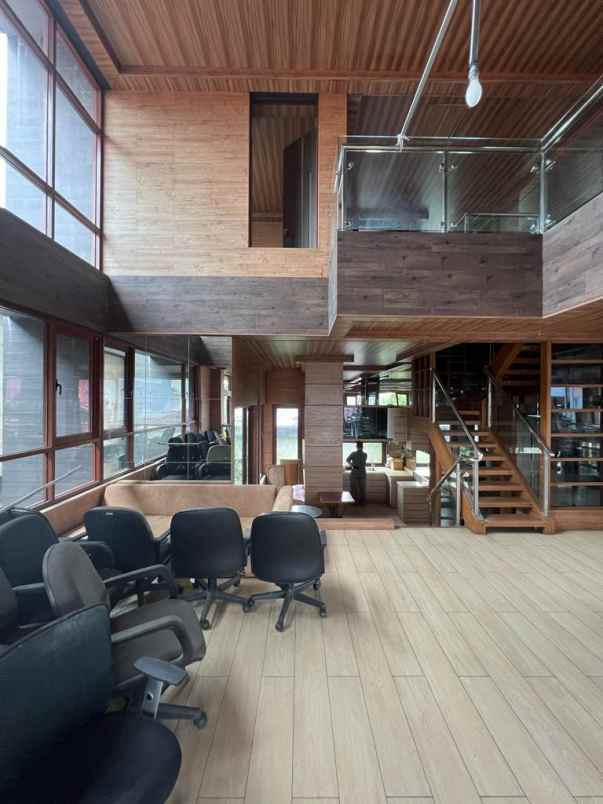 rumah mewah 3 lantai lift di pejaten harga spesial