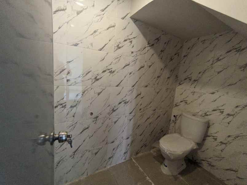 rumah mewah baru siap huni di pedurungan semarang