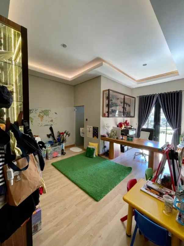 rumah mewah budi indah setiabudi dekat cipaku bandung