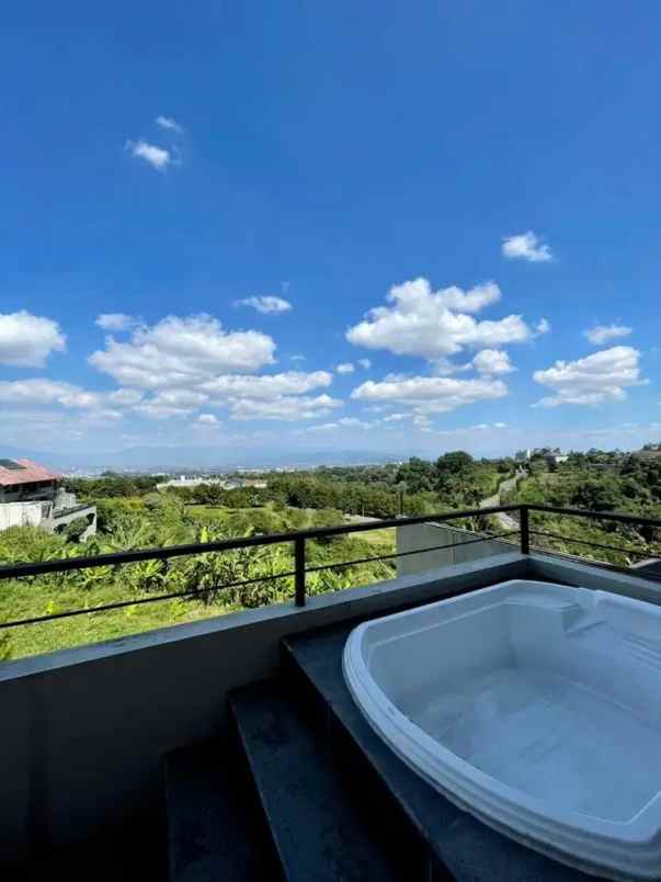 rumah mewah budi indah setiabudi dekat cipaku bandung