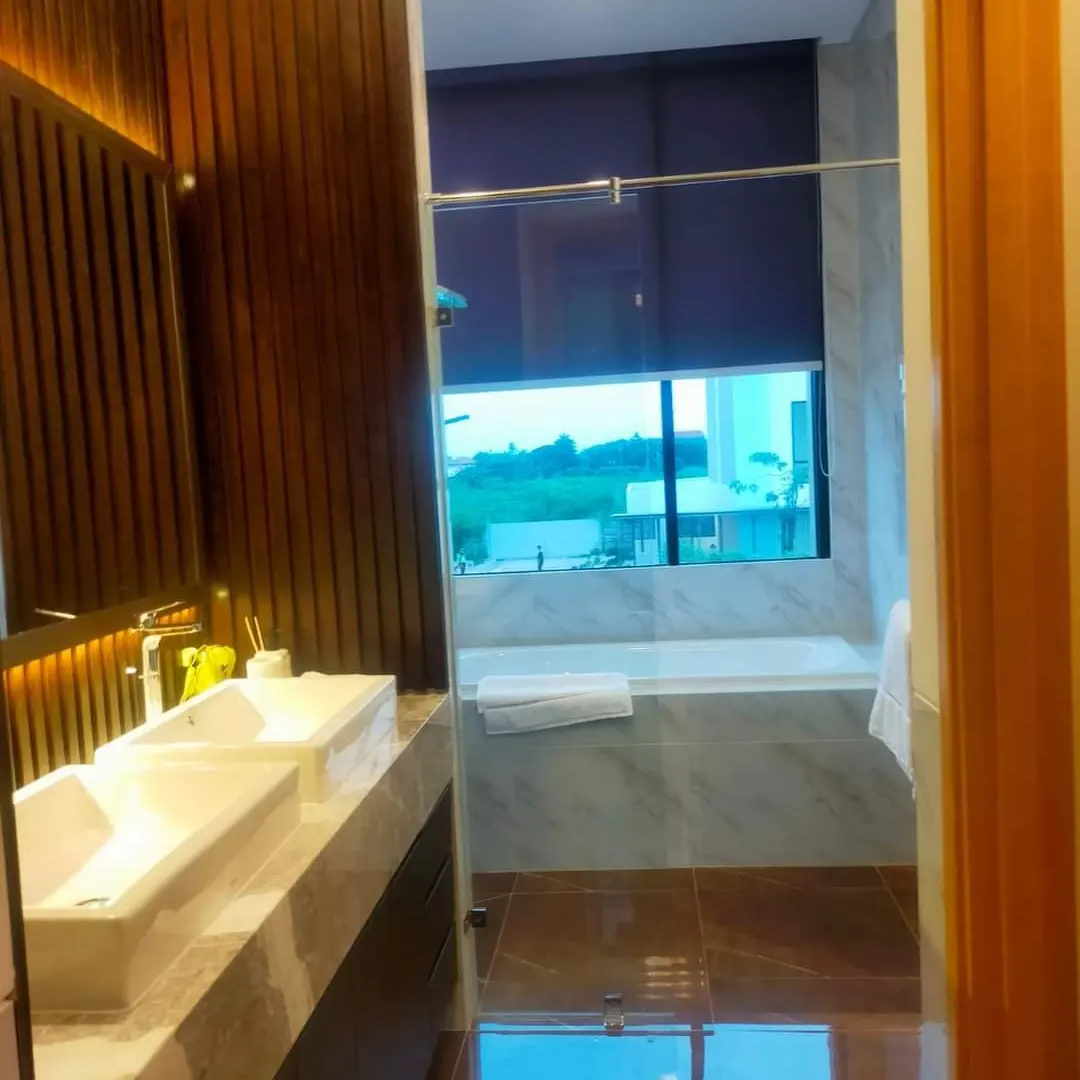 rumah mewah di jababeka cikarang