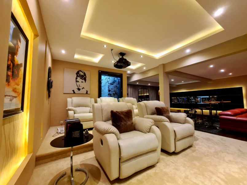 rumah mewah di menteng jakarta pusat