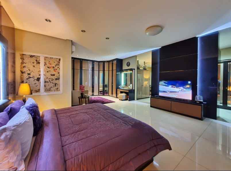 rumah mewah di menteng jakarta pusat