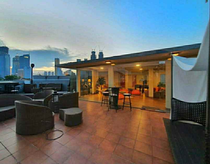 rumah mewah di menteng jakarta pusat