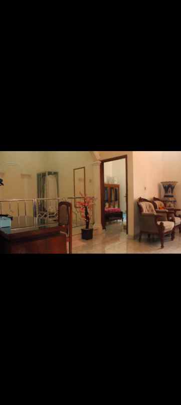 rumah mewah siap huni dan strategis