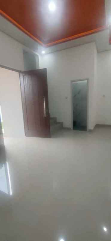 rumah minimalis 2 kt 2 km sasak panjang bogor