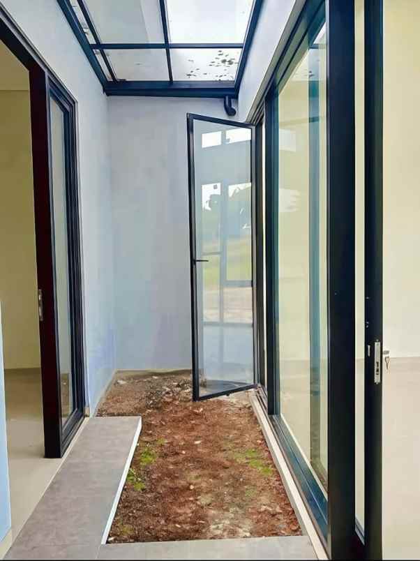 rumah modern minimalis lokasi cemorokandang
