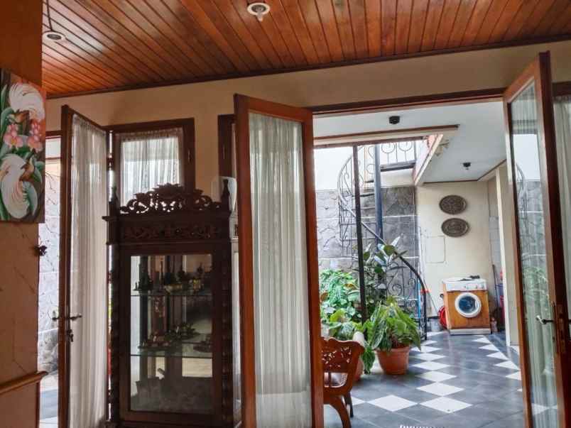 rumah murah shm sangat terawat di dago asri bandung