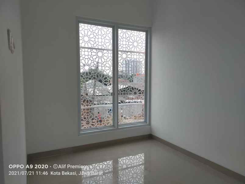 rumah ratna jatibening bekasi