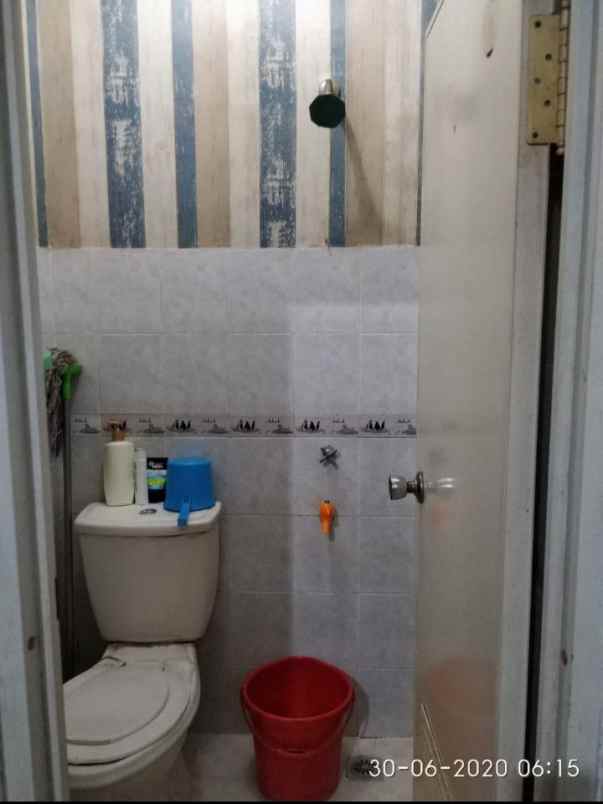 rumah second 1 lantai 800 jt an di limo depok