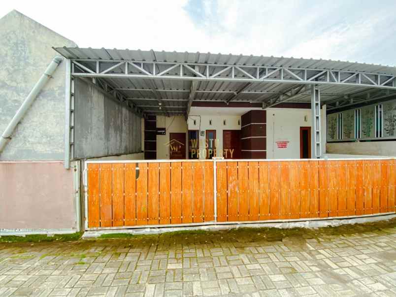rumah second harga murah di prambanan