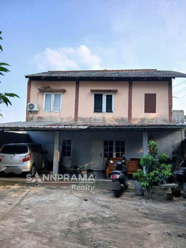 rumah second luas cagar alam dekat st depok rniml