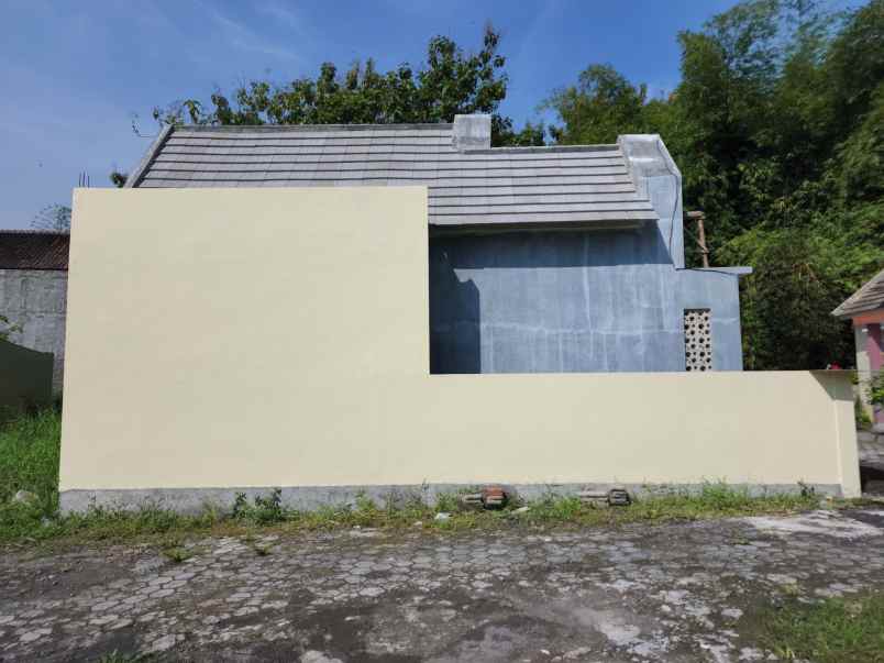 rumah sedayu jl wates 2 kamar tidur 2 kamar mandi