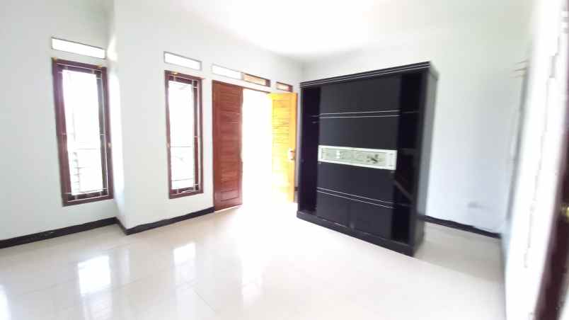 rumah sewa komplek setiabudi regency bandung utara