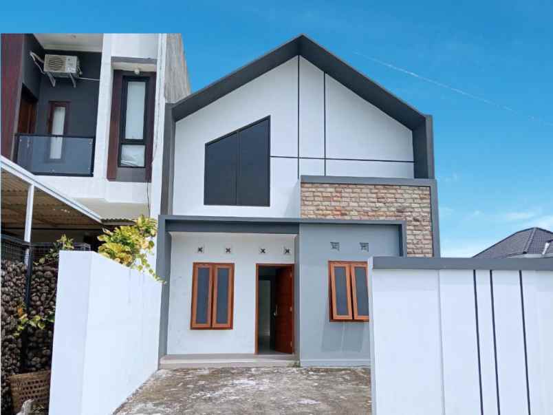 rumah shm siap huni sukoharjo kota