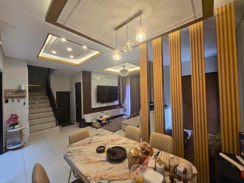 rumah siap huni di cluster mulberry summarecon bekasi