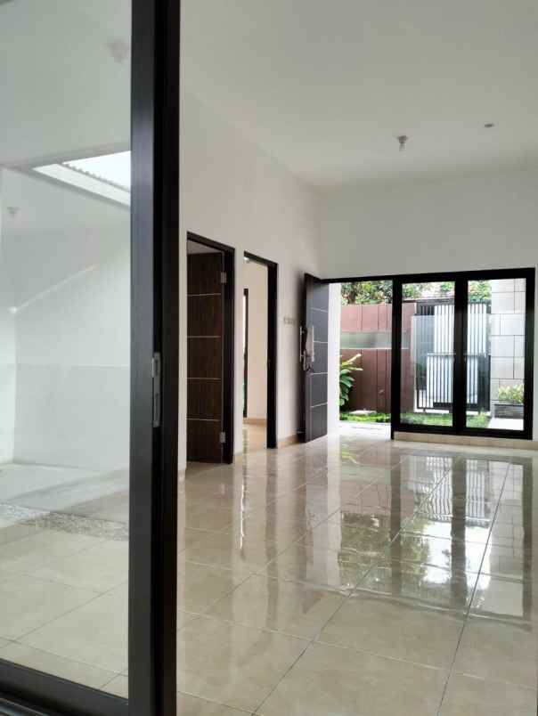 rumah siap huni wiguna timur hadap selatan