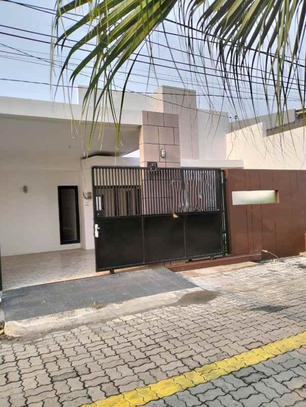 rumah siap huni wiguna timur hadap selatan