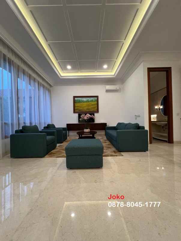 rumah super mewah di kemang dalam jakarta selatan