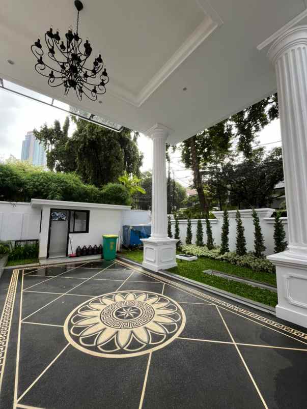 rumah super mewah di menteng jakarta pusat