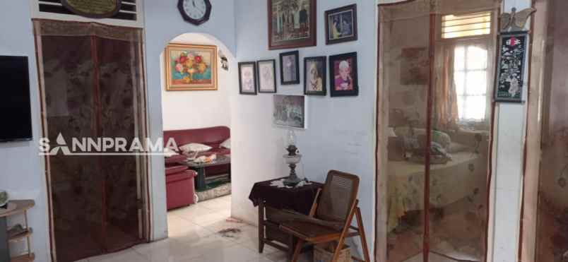 rumah tua hitung tanah cilandak strategis jaksel