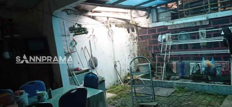 rumah tua hitung tanah cilandak strategis jaksel