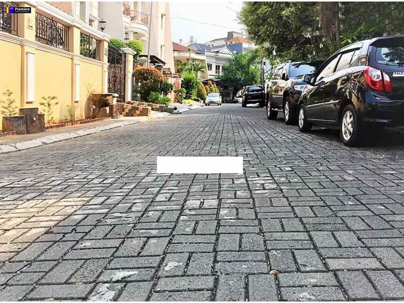 rumah villa permata gading