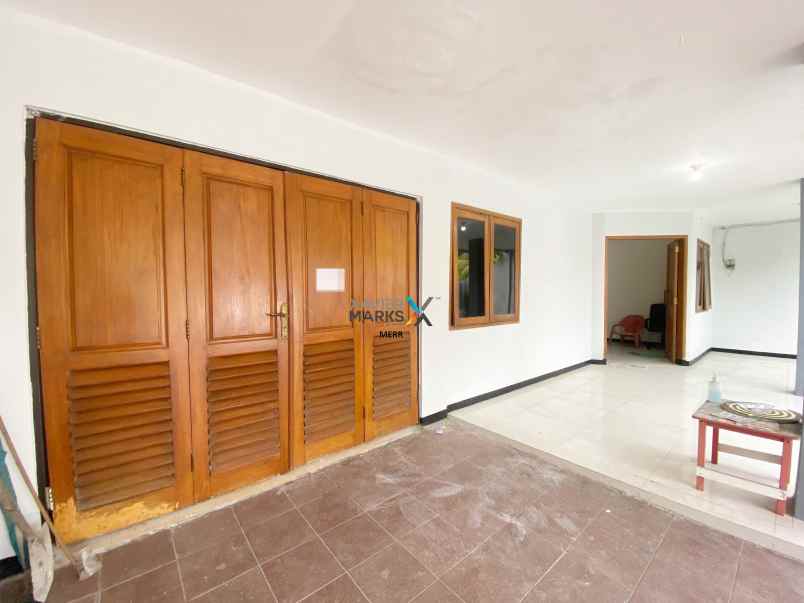 rungkut asri utara rumah siap huni butuh cepat laku