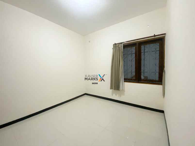 rungkut asri utara rumah siap huni butuh cepat laku