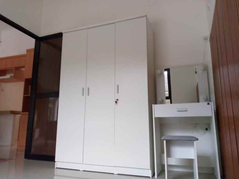 semi furnished rumah ready stock di jatisari jatiasih