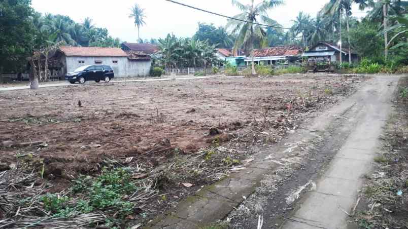 tanah jalan kh hisyam bendungan
