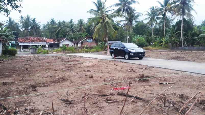 tanah jalan kh hisyam bendungan