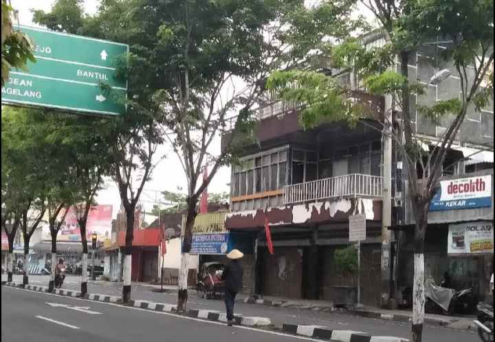 tanah jl re martadinata