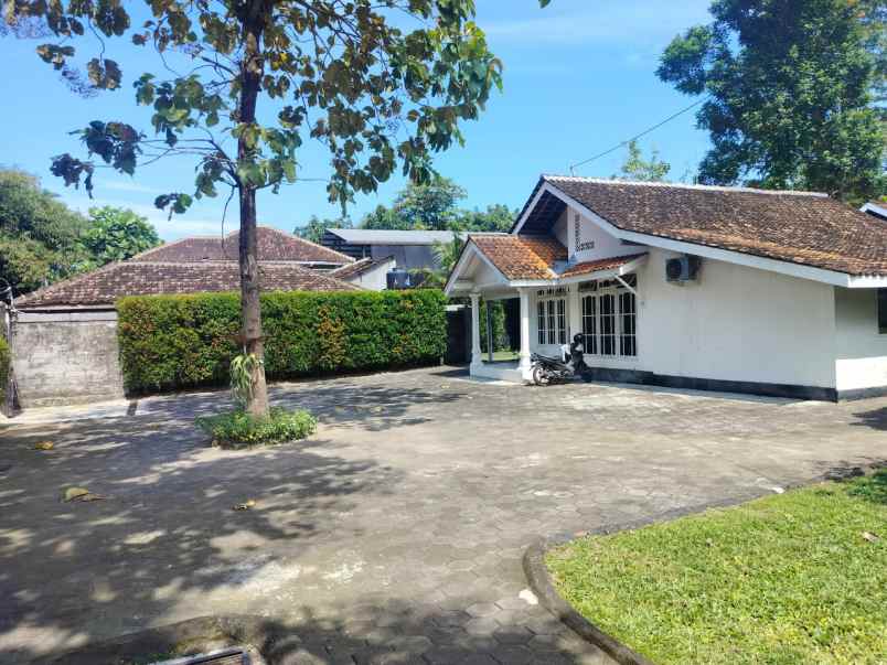 tanah luas lokasi strategis dekat stadion maguwoharjo