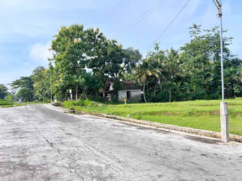 tanah strategis 4770m zona kuning sragen