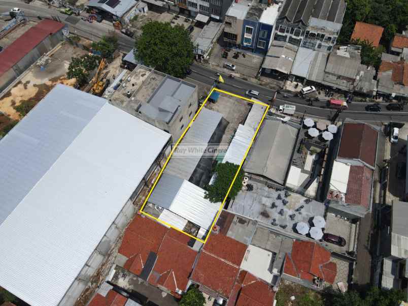 tanah uk 12x42 pinggir jalan raya area pamulang