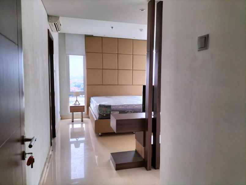 thamrin executive residence size 182 m2