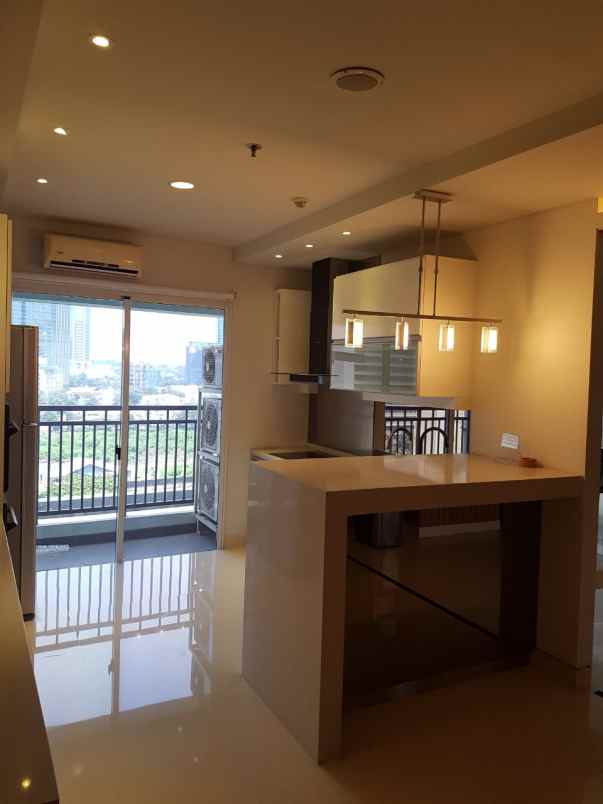 thamrin executive residence size 182 m2
